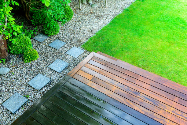 Best Sidewalk and Walkway Cleaning  in Brookings, OR