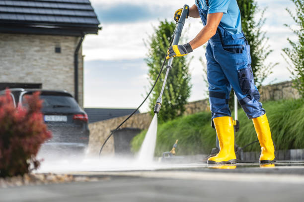 Best Patio and Deck Pressure Washing  in Brookings, OR